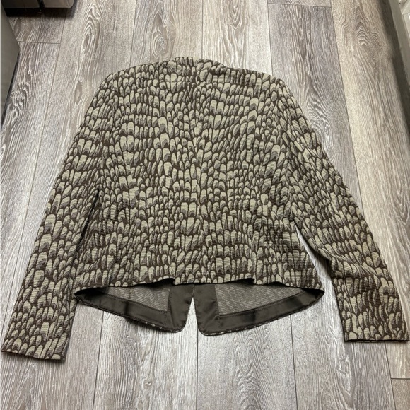 Armani Collezioni Brown and Cream Patterned Blazer - Picture 7 of 10